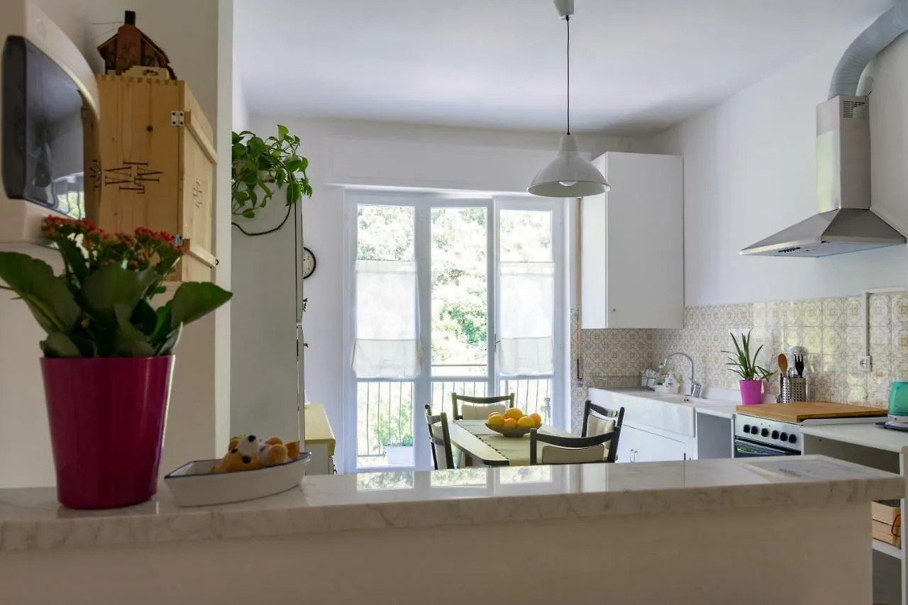 Apartmán La Casa Di Elda Dolceacqua 0*,  Itálie